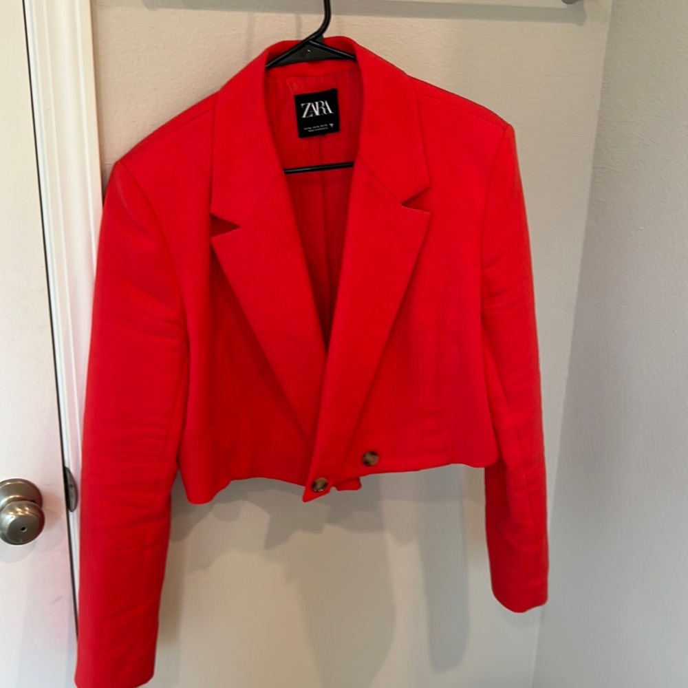 Zara cropped blazer